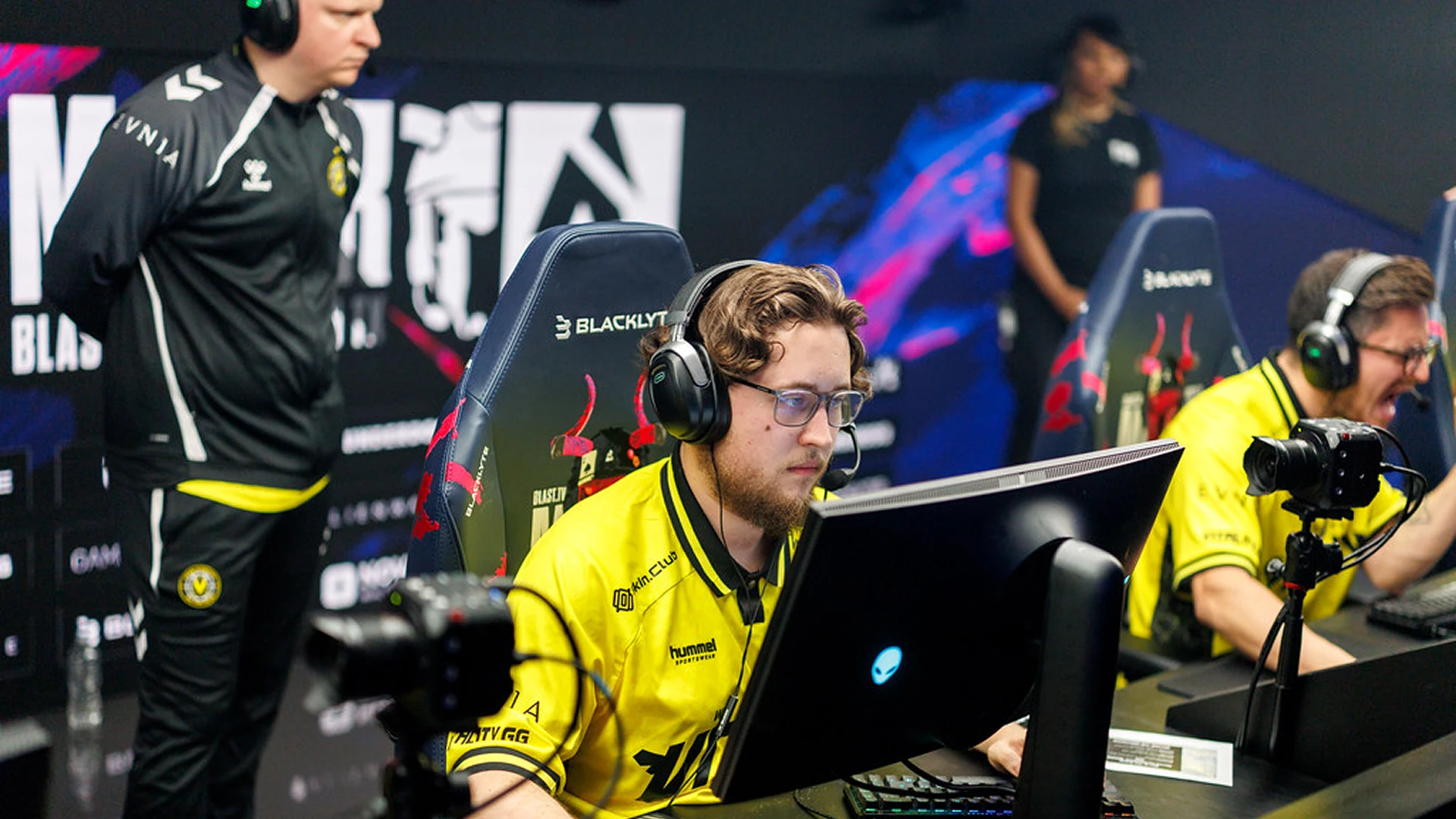 MOUZ