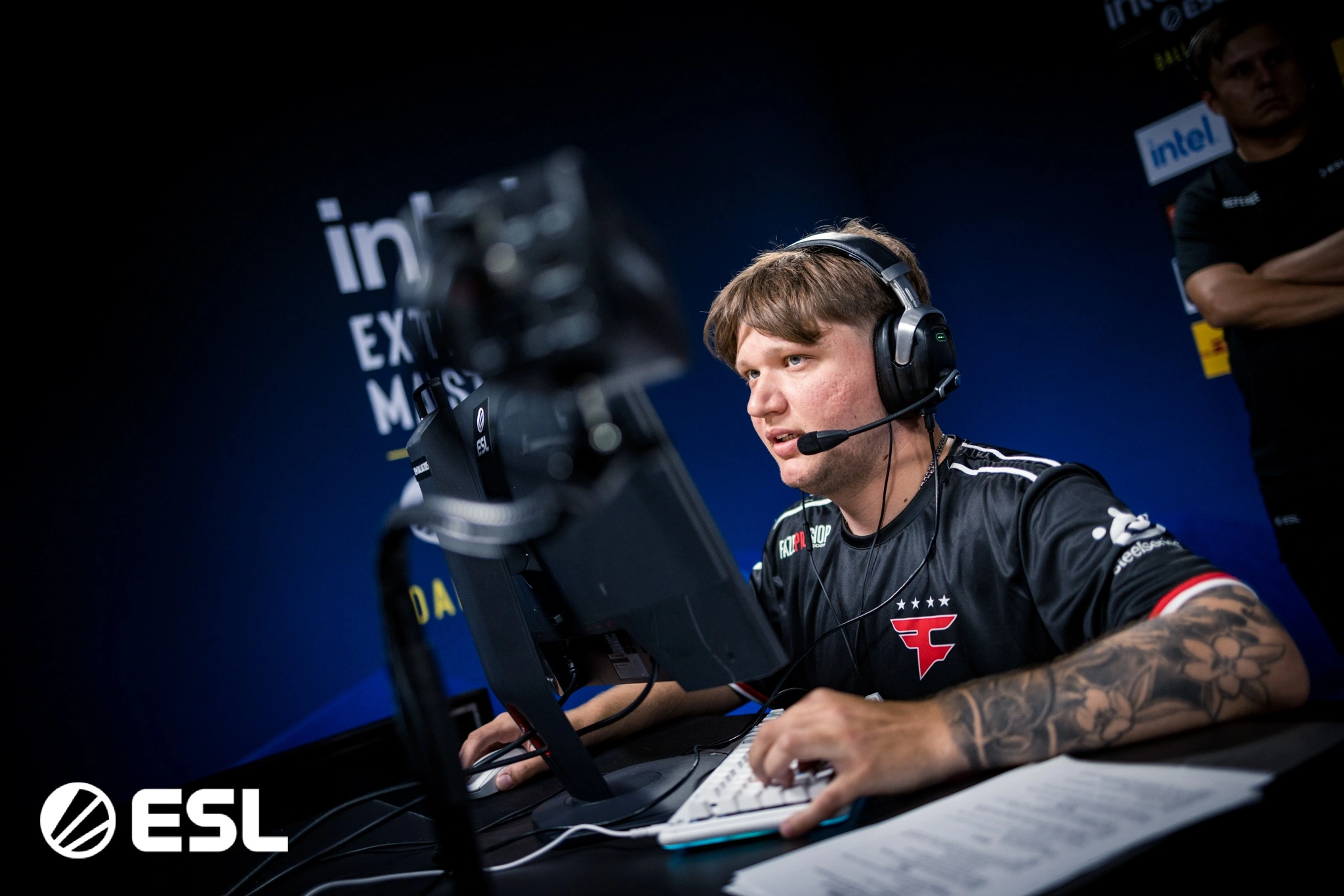 S1mple_at_IEM_Dallas_2025-1