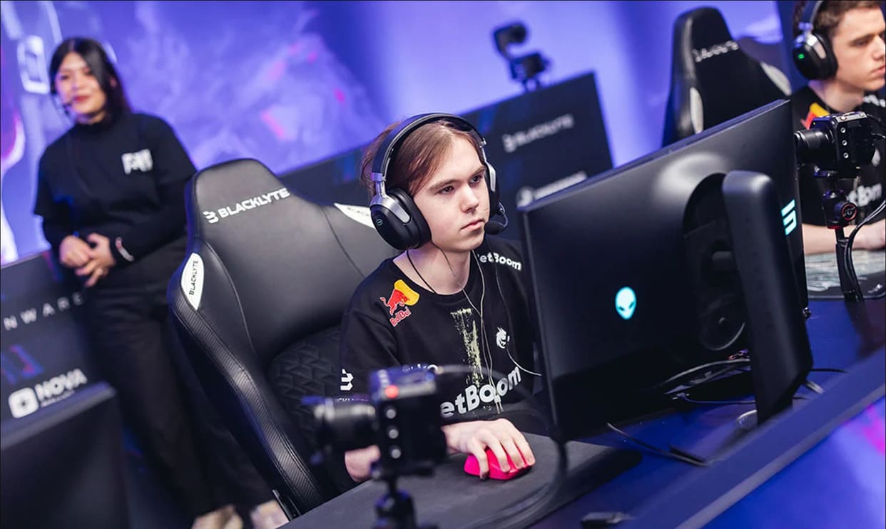 Spirit 对阵 Liquid 预测 — StarLadder 布达佩斯 Major 2025 第三阶段