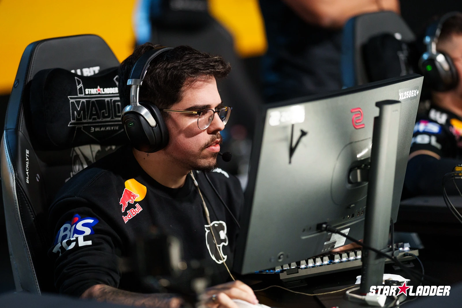 小组赛之路——进步对阵不稳定