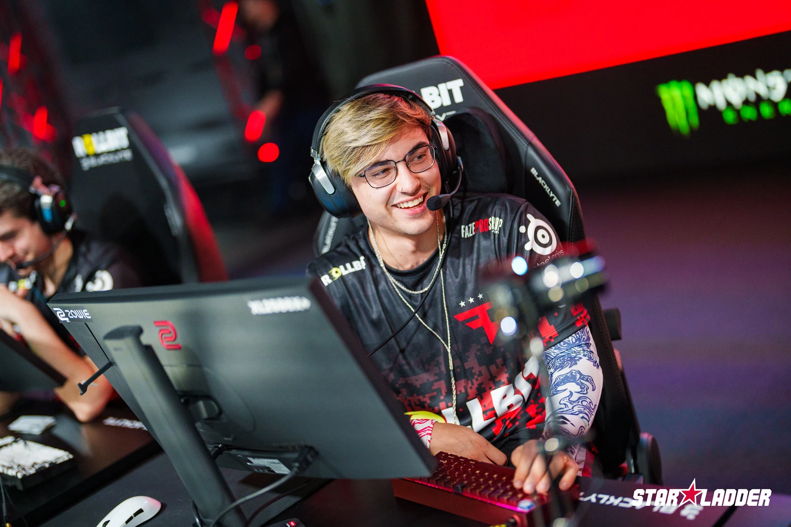 本场 MVP —— Russel “Twistzz” Van Dulken