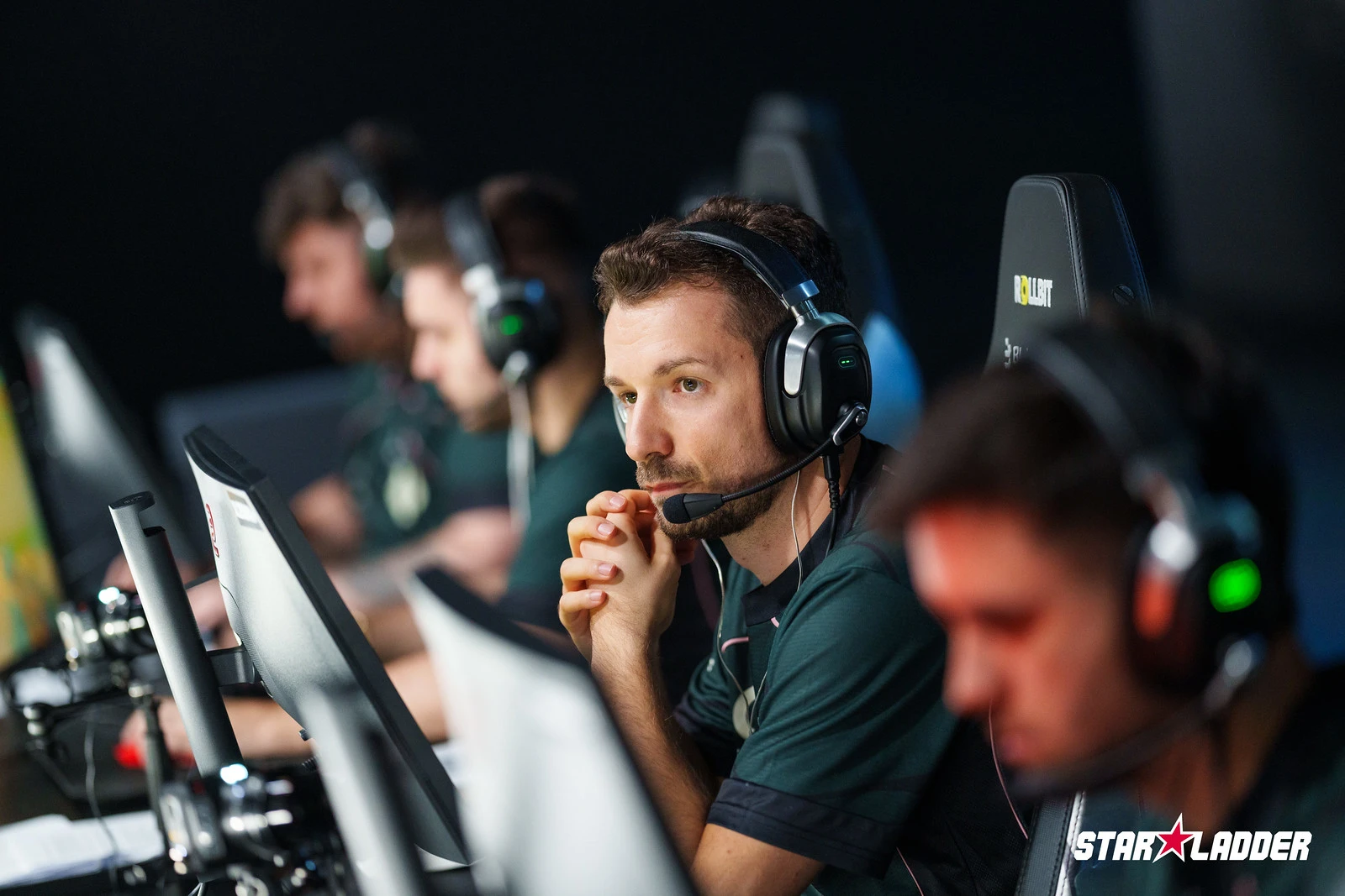 第 9–11 名 — G2、Passion UA、B8