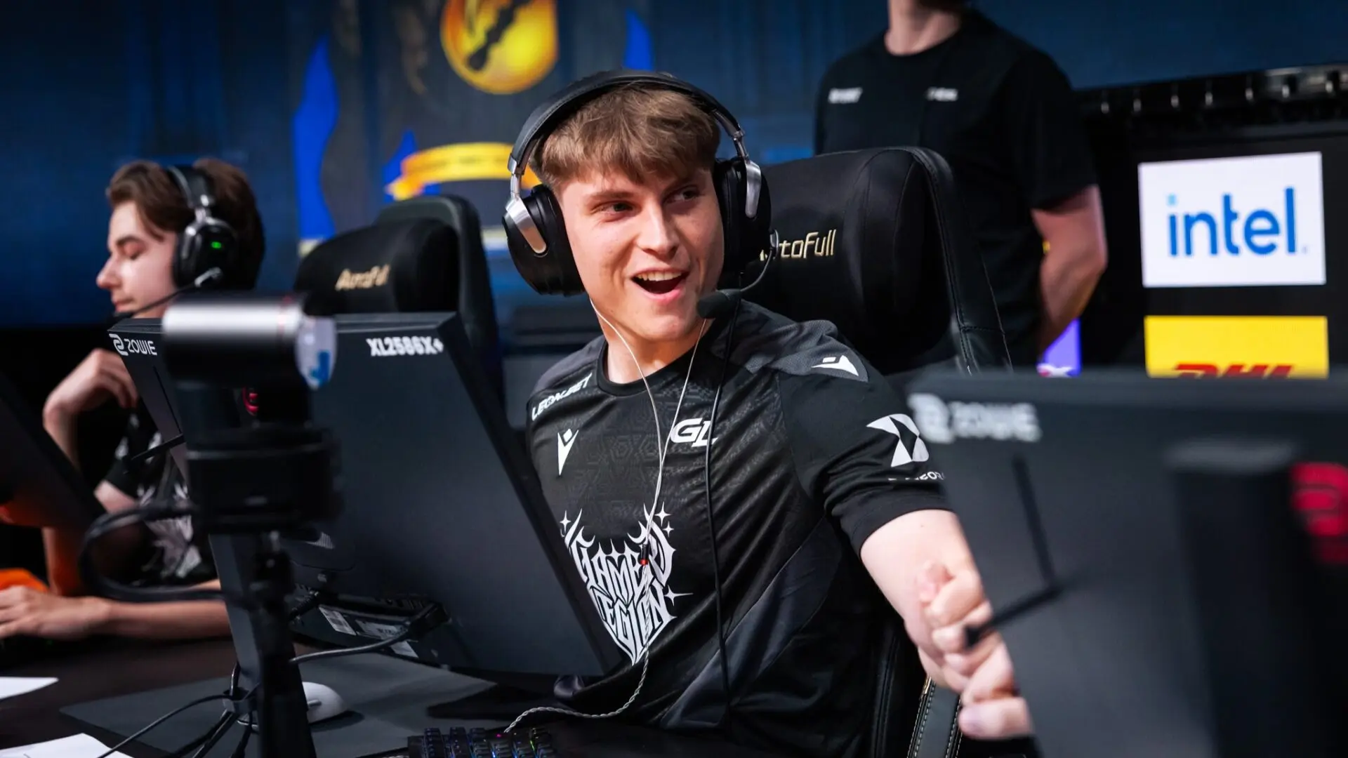 HooXi and Astralis send a message