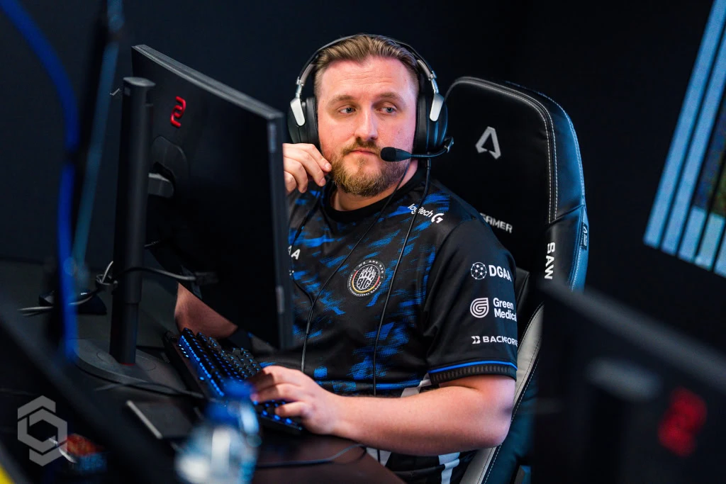 TabseN_at_CCT_Season_3_Global_Finals